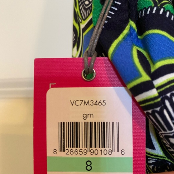 Formal dress - Picture 3 of 4